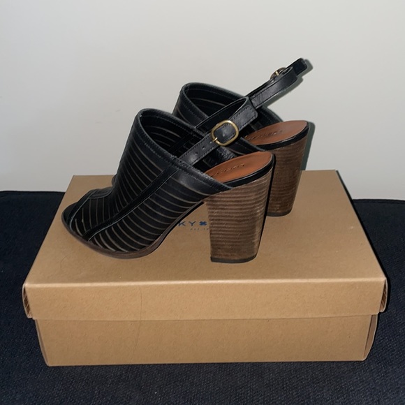 Lucky Brand Leather Heels - Picture 4 of 4